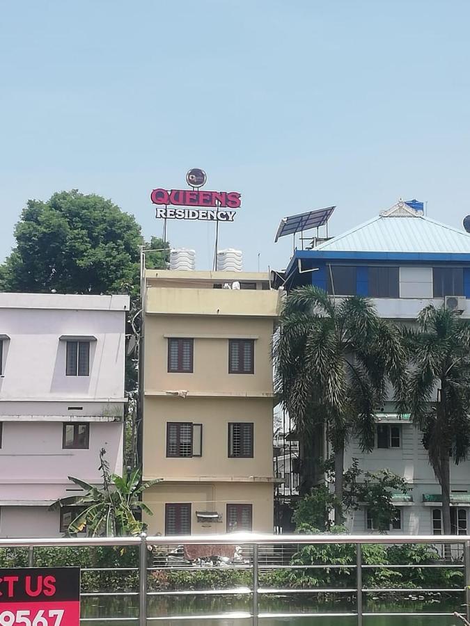 Queens Residency Thrissur Exteriör bild